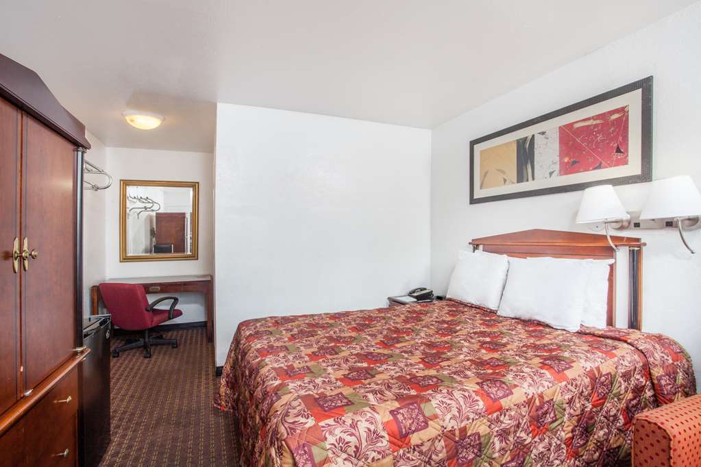 Rodeway Inn Nashville Airport South Værelse billede